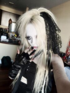 【画像】家にこんなギャルいたら？