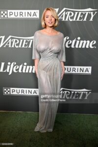 【画像】まんさん、あまりに乳がデカすぎると話題に