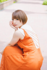 【画像】美人声優・井澤詩織ちゃん(38)の最新コスプレが良いね！