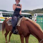 【画像】流石に…お馬さんも我慢出来なかったみたい。。