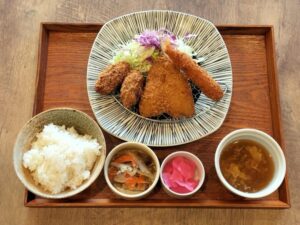 【画像】ミックスフライの最強の組み合わせは…これだ！