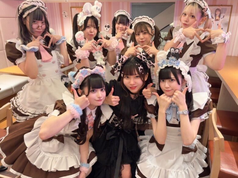 【質問】こういう女の子達に囲まれてチヤホヤされたい？