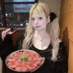 【画像】金髪女子さん「焼肉食べようぜ！」
