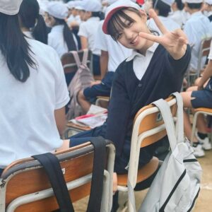 【画像】体育祭で、めっちゃ可愛い少女を発見！