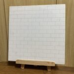 【画像】40年以上前のバンドのアルバムを購入して…