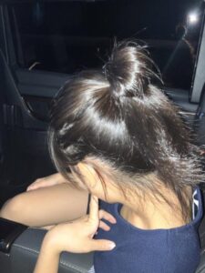 【画像】「うなじが性的興奮を誘発するからポニーテール禁止」←←言うほどうなじに興奮するか？