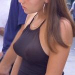 【画像】海外女子さん、ノーブラなのにツンと張ったおっぱいｗｗｗｗｗｗｗｗｗｗｗｗ