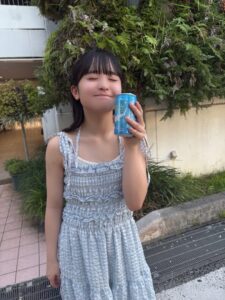 【悲報】可愛い少女を発見！