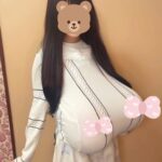 【朗報】とんでもない爆乳おっぱい女性!!