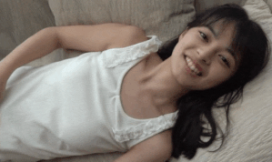 【GIF】爆乳アイドル、おっぱいをアピールしすぎてファンのムスコが大興奮！