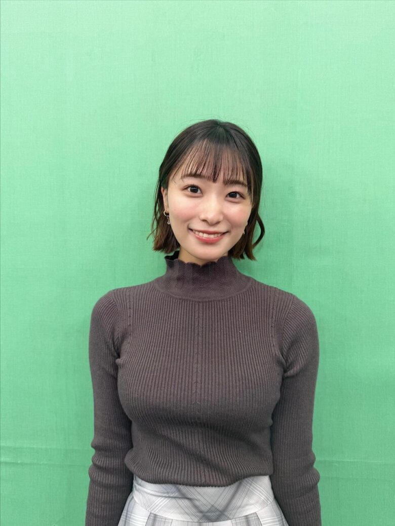 【画像】気象予報士さんそんな格好でテレビに出たら予報が頭に入らんwwwwwwwww