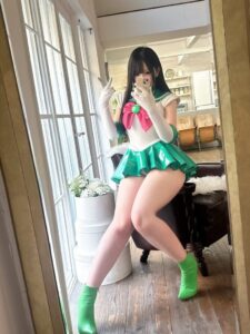 【画像】令和のセーラームーン、ムッチムチ❤