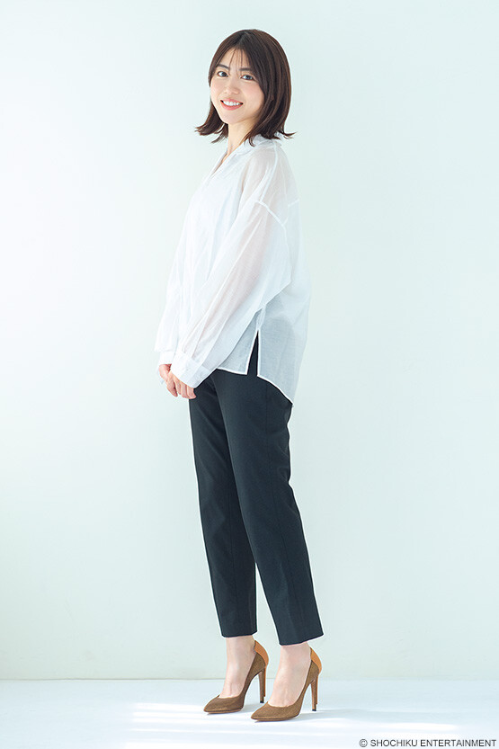 【朗報】34歳人気女優がサッカー元日本代表選手と結婚しました!