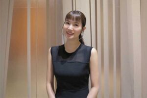 【画像11枚】88 - 59 - 83 cm　巨乳すぎるリポーターの妖麗Ｇカップおっぱいはこちらです！