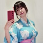 【画像】巨乳女性さんが浴衣を着た結果wwwwwwwww