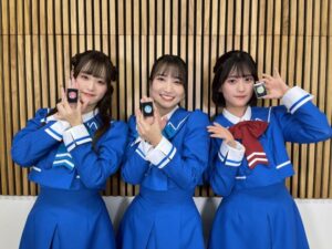 【画像】女性声優、制服でも余裕でイケる