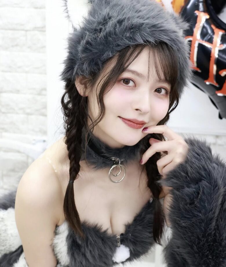 【悲報】声優 上坂すみれさん、ハロウィンでもあたシコ