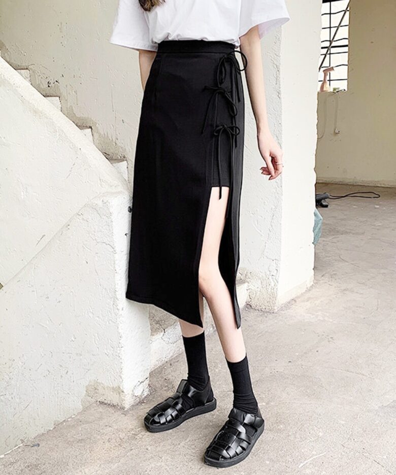 【画像】女のファッション詳しい人に聞きたいんだけど、こういうスカートって存在しないの？