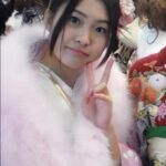 【画像】メガネの少女、可愛いよね！？